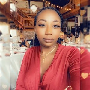 Meet your Posher, Quiana